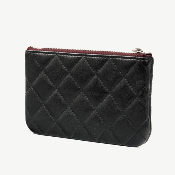 Chanel Black Lambskin Classic Zipped O Pouch - Picture 3 of 13